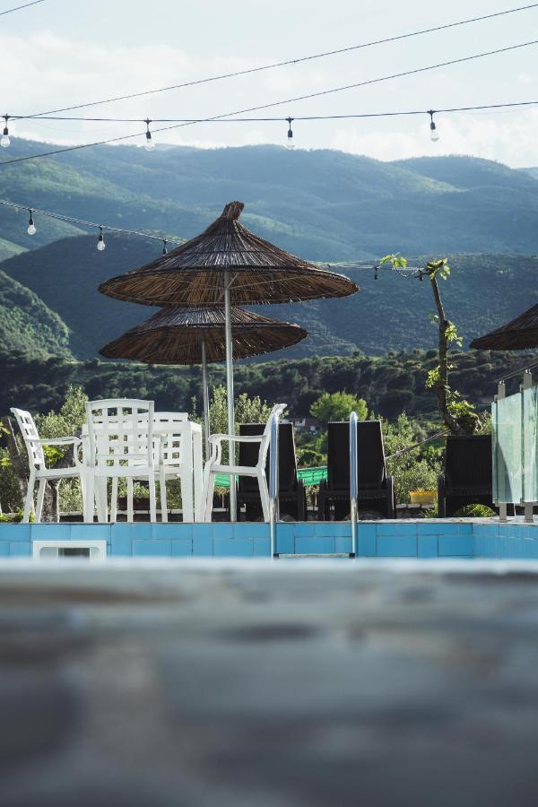 Guesthouse Lord Byron Tepelene Exterior photo